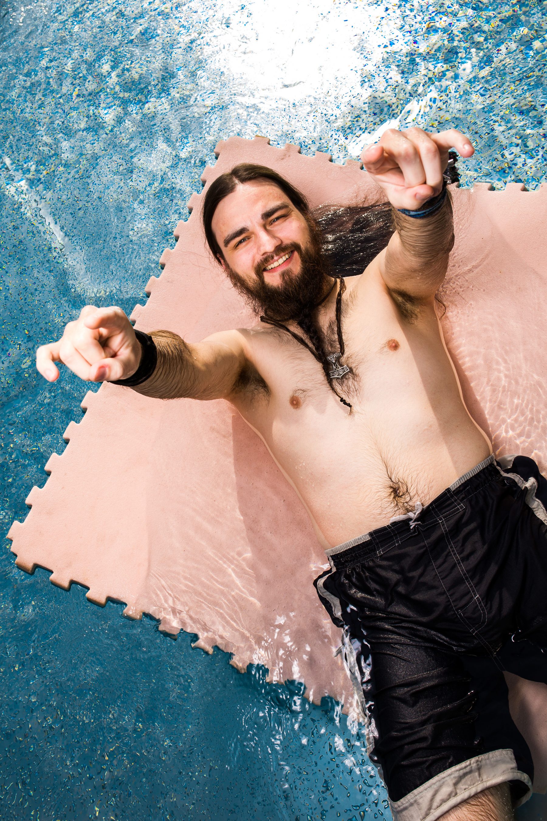 Martin schwimmt Martin schwimmt
